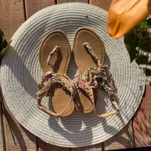 🔥4/$25 SARAH JAYNE GIRLS PEACH SHORE SANDALS FLORAL CHARM STRAPS